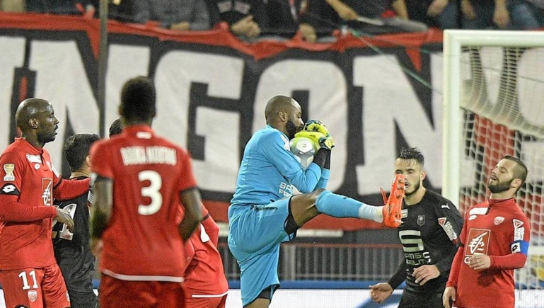 Rennes : Abdoulaye Diallo touché à la cuisse droite Rennes : Abdoulaye Diallo touché à la cuisse droite