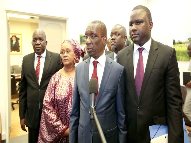 Groupe consultatif - Manifs de l'opposition: Macky Sall vilipendé au siège de la BM Groupe consultatif - Manifs de l'opposition: Macky Sall vilipendé au siège de la BM