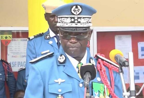 «Certains commissariats du pays menacent ruine », s'indigne le Dg de la police Ousmane Sy