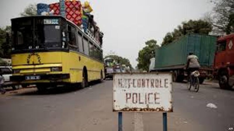 Rackets, Tracasseries, Magouilles: les chauffeurs de l'axe Ziguinchor-Bissau décrètent 72h de grève Rackets, Tracasseries, Magouilles: les chauffeurs de l'axe Ziguinchor-Bissau décrètent 72h de grève