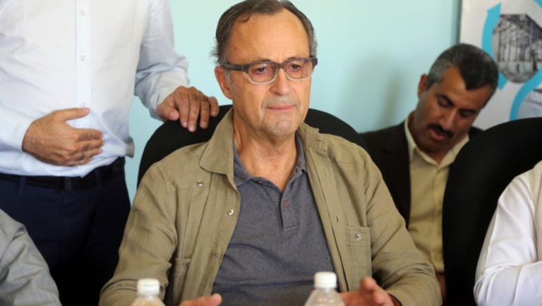 Yémen: rebelles et loyalistes réunis autour du chef des observateurs de l’ONU Yémen: rebelles et loyalistes réunis autour du chef des observateurs de l’ONU