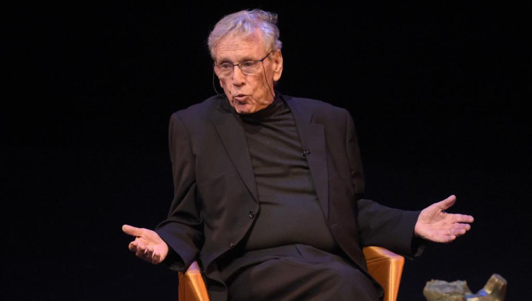 L’écrivain israélien Amos Oz est décédé à 79 ans L’écrivain israélien Amos Oz est décédé à 79 ans