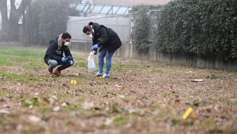 Racisme dans foot italien: Conte veut une «pause» du championnat, Salvini refuse Racisme dans foot italien: Conte veut une «pause» du championnat, Salvini refuse
