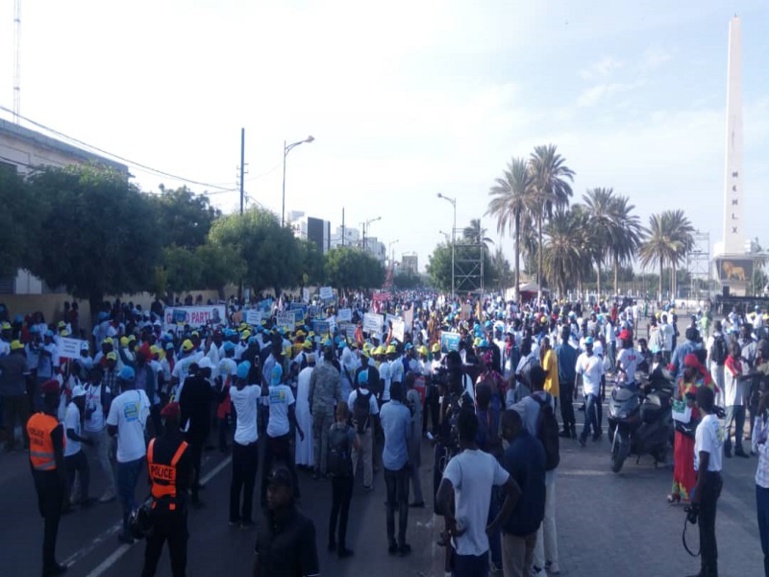Marche du Frn : l’opposition réussit le pari de la mobilisation (Images)