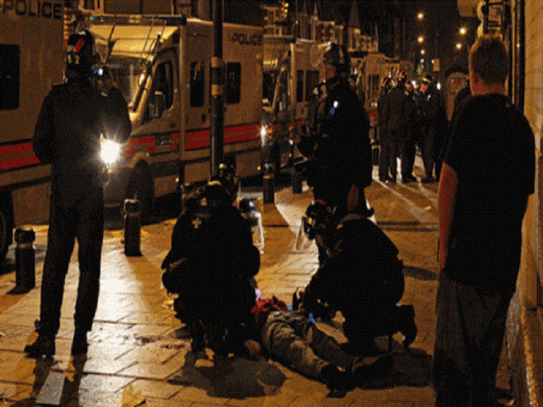Royaume-Uni : une attaque au couteau fait trois blessés à la gare de Manchester Royaume-Uni : une attaque au couteau fait trois blessés à la gare de Manchester
