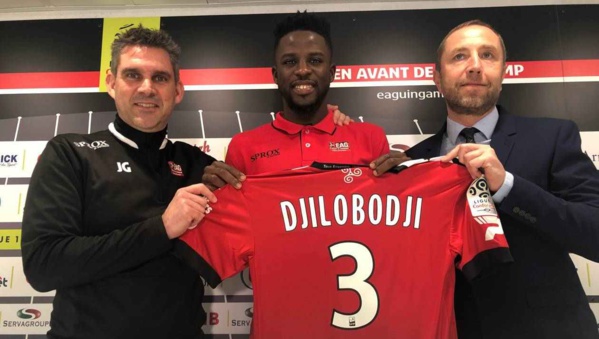 Vidéo - Papy Djilobodji paré pour l’opération commando Vidéo - Papy Djilobodji paré pour l’opération commando
