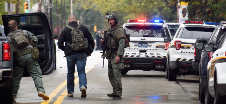 On connait le premier bilan de la fusillade de ce samedi près de Los Angeles On connait le premier bilan de la fusillade de ce samedi près de Los Angeles
