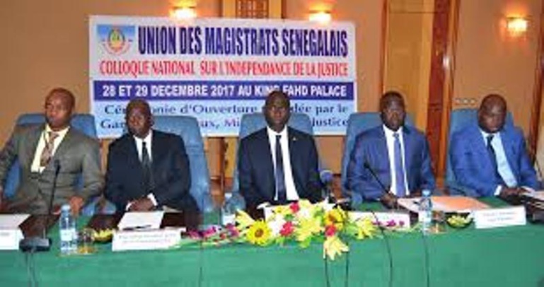 Indépendance de la justice: la société civile et la presse s'impliquent Indépendance de la justice: la société civile et la presse s'impliquent