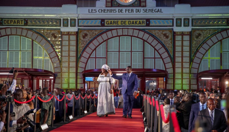Macky avoue avoir inauguré un TER inachevé: "le voyage ne pourra pas débuter demain" Macky avoue avoir inauguré un TER inachevé: "le voyage ne pourra pas débuter demain"