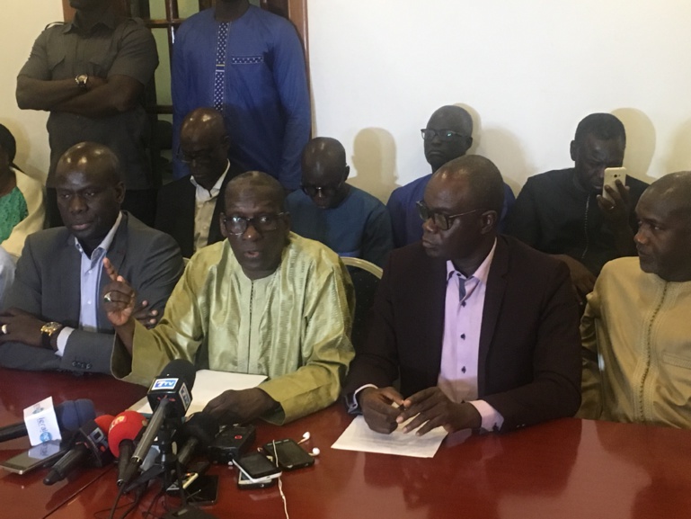 L’opposition récuse le Conseil constitutionnel et demande à tous les militants d’attendre les instructions L’opposition récuse le Conseil constitutionnel et demande à tous les militants d’attendre les instructions