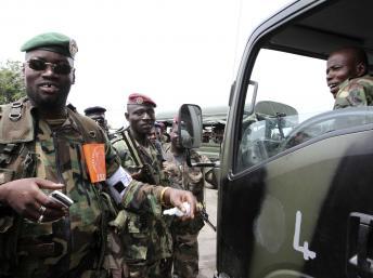 Issakia Ouattara dit Wattao, l'un des commandants des FRCI, les forces pro-Ouattara. Un homme clé dans la recomposition de l'armée ivoirienne. REUTERS/Luc Gnago