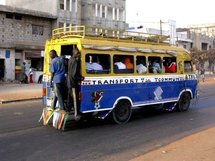 Les chauffeurs de Pikine menacent d’aller en grève si leur sécurité n’est pas assurée