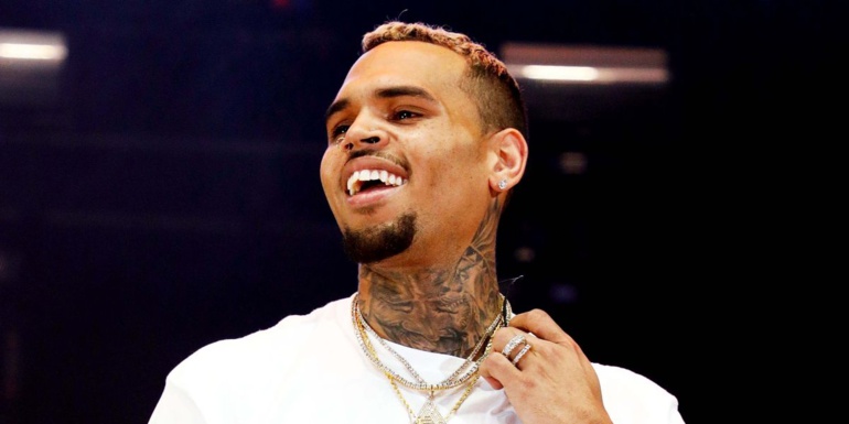 Chris Brown sort de garde à vue sans poursuite à ce stade Chris Brown sort de garde à vue sans poursuite à ce stade