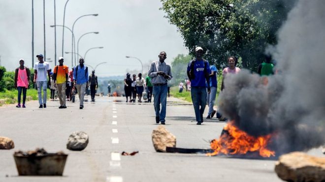 L’armée zimbabwéenne accusée de 'torture systématique' sur des manifestants.