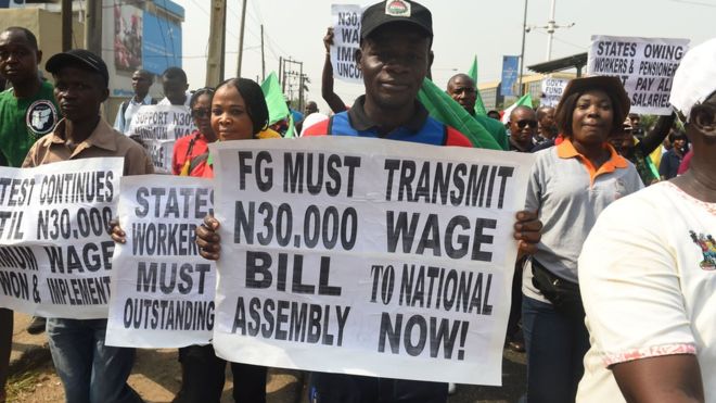 Le gouvernement nigérian approuve la hausse du salaire minimum