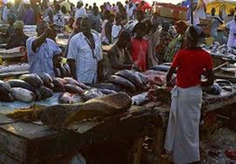 Marché central aux poissons de Pikine : mareyeurs dénoncent la gestion du Directeur Abdou Mbaye