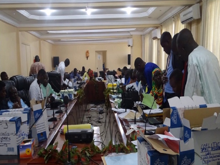 Urgent - La DGE reporte la remise de la carte électorale aux plénipotentiaires à demain vendredi Urgent - La DGE reporte la remise de la carte électorale aux plénipotentiaires à demain vendredi