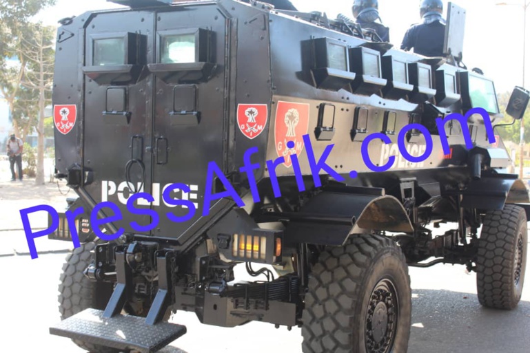 PHOTOS - L'armada de l'Etat pour contrer les manifestants PHOTOS - L'armada de l'Etat pour contrer les manifestants