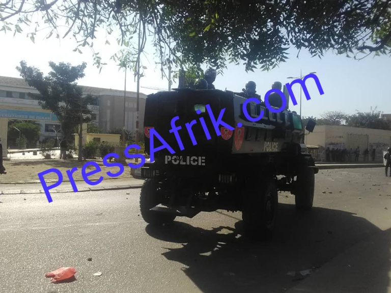 PHOTOS - L'armada de l'Etat pour contrer les manifestants PHOTOS - L'armada de l'Etat pour contrer les manifestants