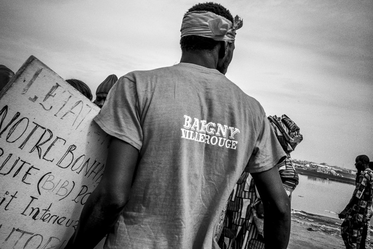 Centrale à Charbon, Pôle urbain Diamniadio, nouveau Port: Bargny-Sendou proteste et sort encore ses brassards rouges Centrale à Charbon, Pôle urbain Diamniadio, nouveau Port: Bargny-Sendou proteste et sort encore ses brassards rouges