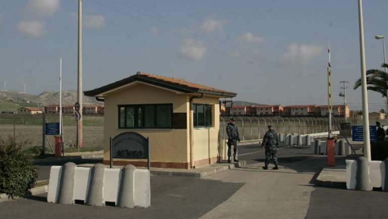 Italie: une cellule mafieuse nigériane arrêtée dans un centre pour migrants Italie: une cellule mafieuse nigériane arrêtée dans un centre pour migrants