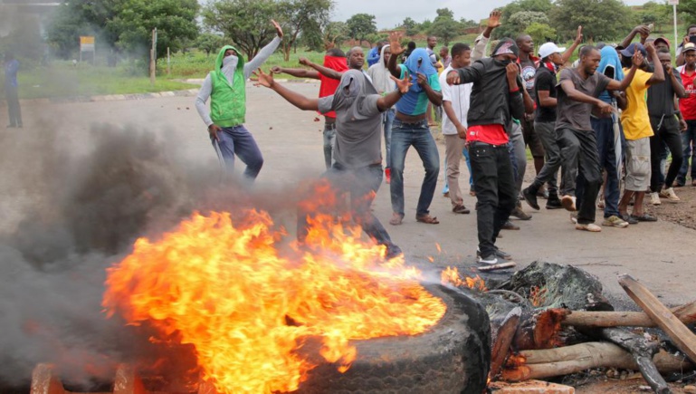 Zimbabwe : quels scénarios de sortie de crise? Zimbabwe : quels scénarios de sortie de crise?