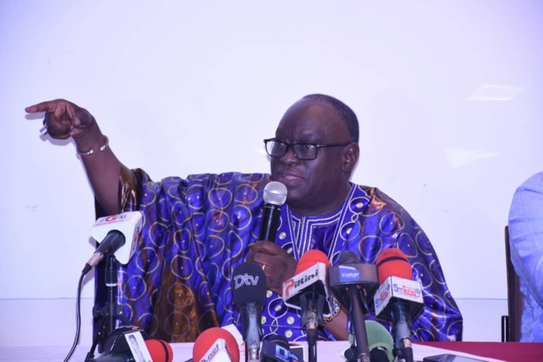 Bataille d'opinion sur l'affaire des 94 milliards: Mamour Diallo lâche Me El Haj Diouf sur Sonko Bataille d'opinion sur l'affaire des 94 milliards: Mamour Diallo lâche Me El Haj Diouf sur Sonko