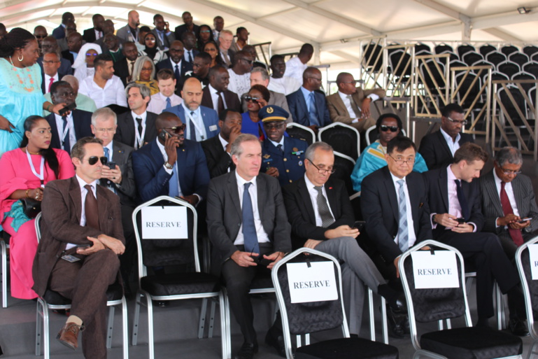 Air Sénégal SA: Macky baptise le nouvel aéronef A330-900 NEO "Casamance" pour valoriser le terroir Air Sénégal SA: Macky baptise le nouvel aéronef A330-900 NEO "Casamance" pour valoriser le terroir