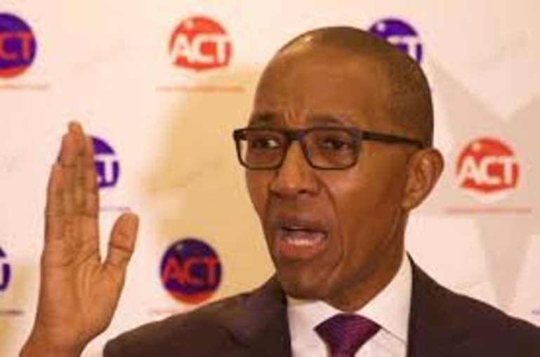 Soutien à un candidat: le silence radio de Abdoul Mbaye, Thierno Alassane Sall et Hadjibou