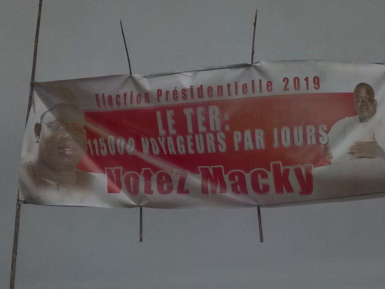 Direct-Mbacké: La guerre des banderoles fait rage Direct-Mbacké: La guerre des banderoles fait rage