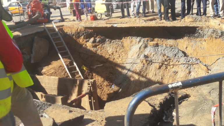 Coupure d’eau à Dakar: les techniciens de la SDE à pied d’œuvre pour rétablir la situation Coupure d’eau à Dakar: les techniciens de la SDE à pied d’œuvre pour rétablir la situation