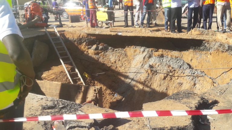 Coupure d’eau à Dakar: les techniciens de la SDE à pied d’œuvre pour rétablir la situation Coupure d’eau à Dakar: les techniciens de la SDE à pied d’œuvre pour rétablir la situation