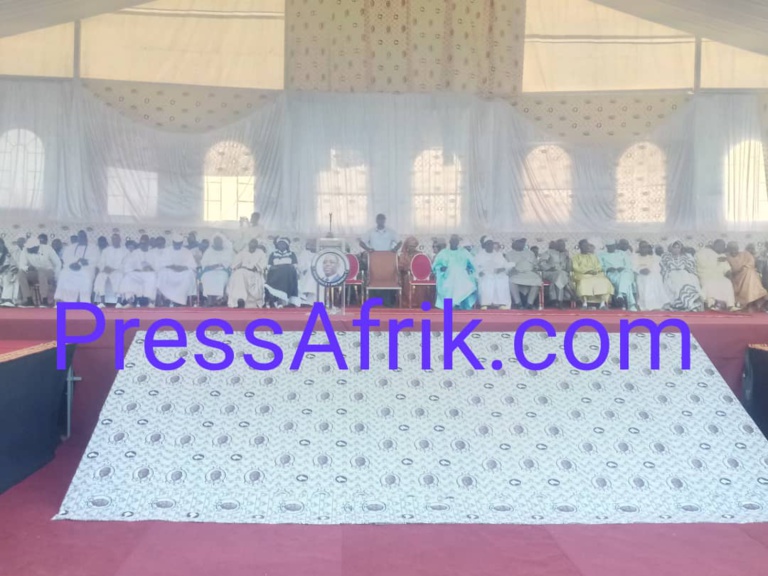 Direct-Mbacké: Macky étale sa task-force Direct-Mbacké: Macky étale sa task-force