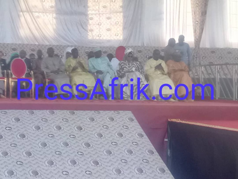 Direct-Mbacké: Macky étale sa task-force Direct-Mbacké: Macky étale sa task-force