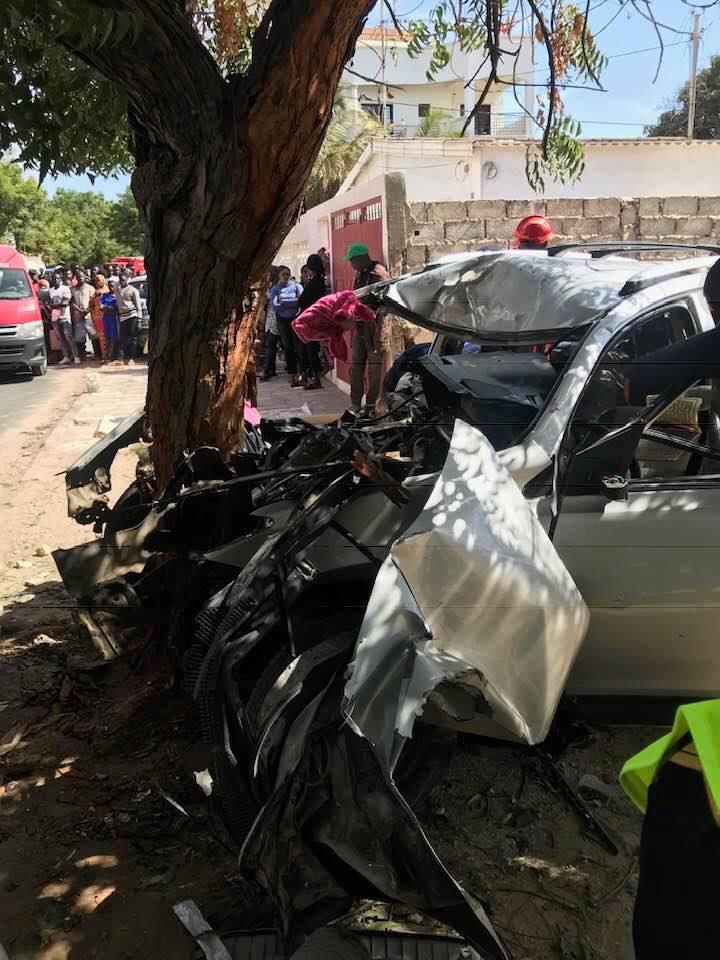Grave accident à Sicap 1 Amitié : une dame heurte violemment un arbre et tue 7 de ses proches 