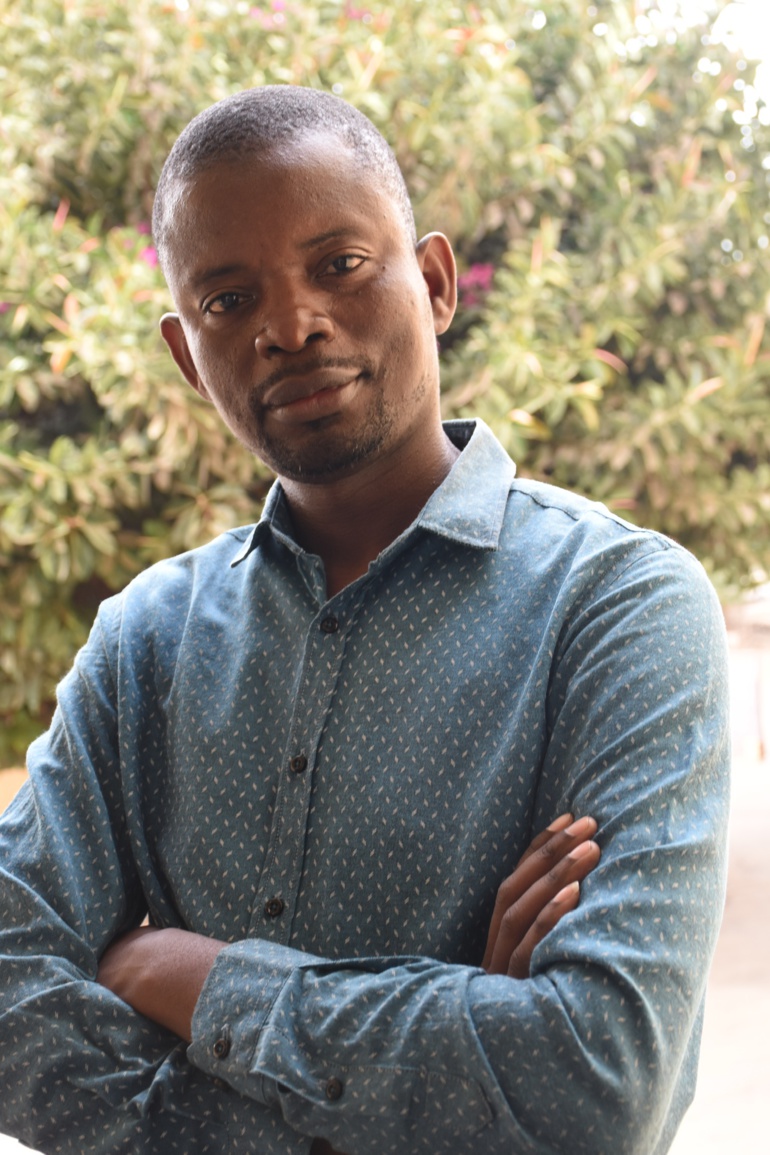 « Mortelles solitudes » où le drame de l’Ocean raconté par le journaliste sénégalais Samba Omar Fall « Mortelles solitudes » où le drame de l’Ocean raconté par le journaliste sénégalais Samba Omar Fall