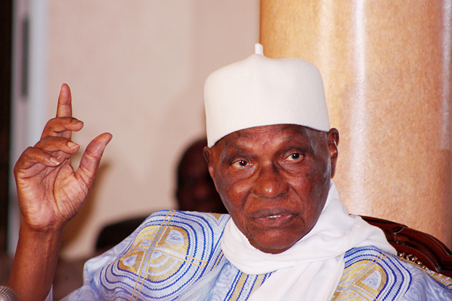 Abdoulaye Wade confronté à de sérieux problèmes d'appareil politique, de démarche inclusive... préférerait-il Macky Sall aux autres ?