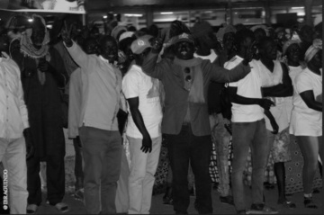 Vidéo - Accueil de Wade: Les Sénégalais s'expriment en marge du cortège 