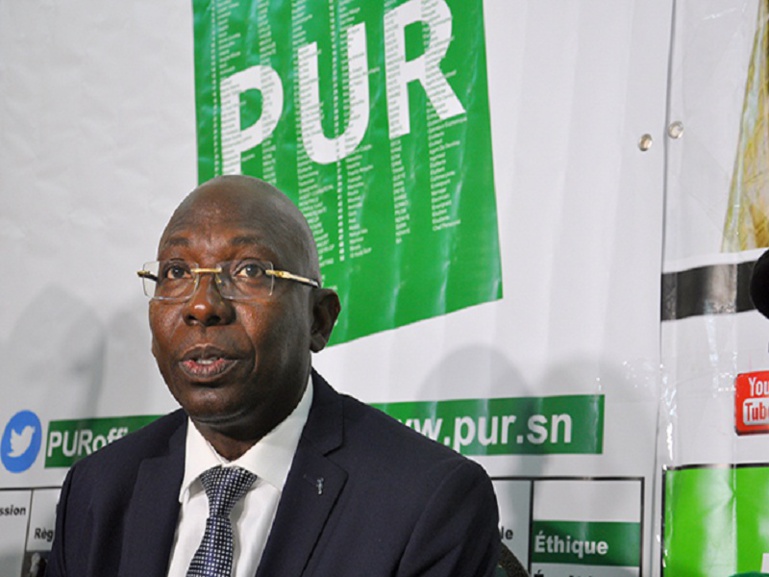 Pr. Issa Sall pas d'accord avec Wade: "Il manque de civisme et de citoyenneté"