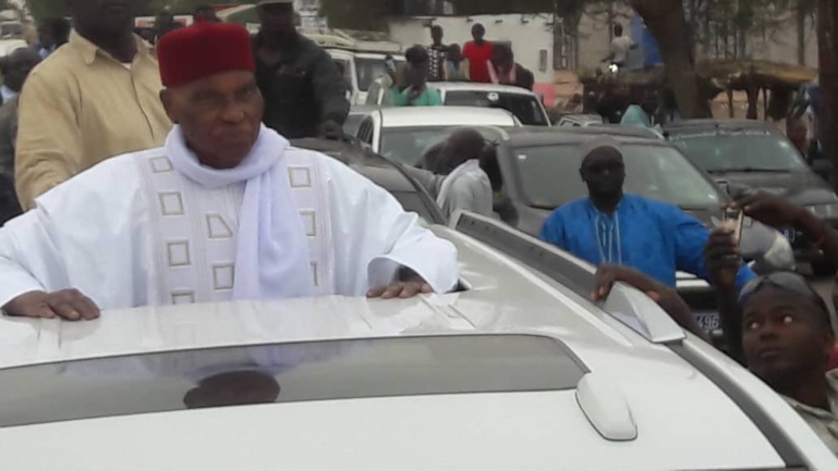 La curieuse révélation de Wade à Touba: « j’ai quitté le Palais avec 700 mille Fcfa en poche » La curieuse révélation de Wade à Touba: « j’ai quitté le Palais avec 700 mille Fcfa en poche »