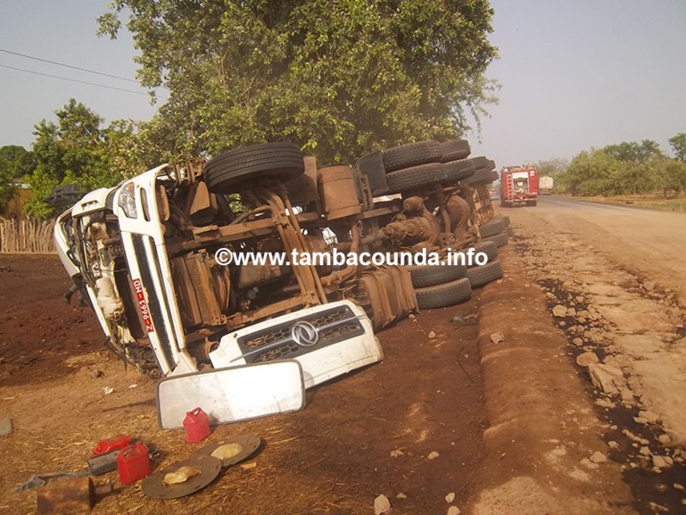 Sénégal - axe Tambacounda - Kédougou: la route de l'enfer (REPORTAGE) Sénégal - axe Tambacounda - Kédougou: la route de l'enfer (REPORTAGE)