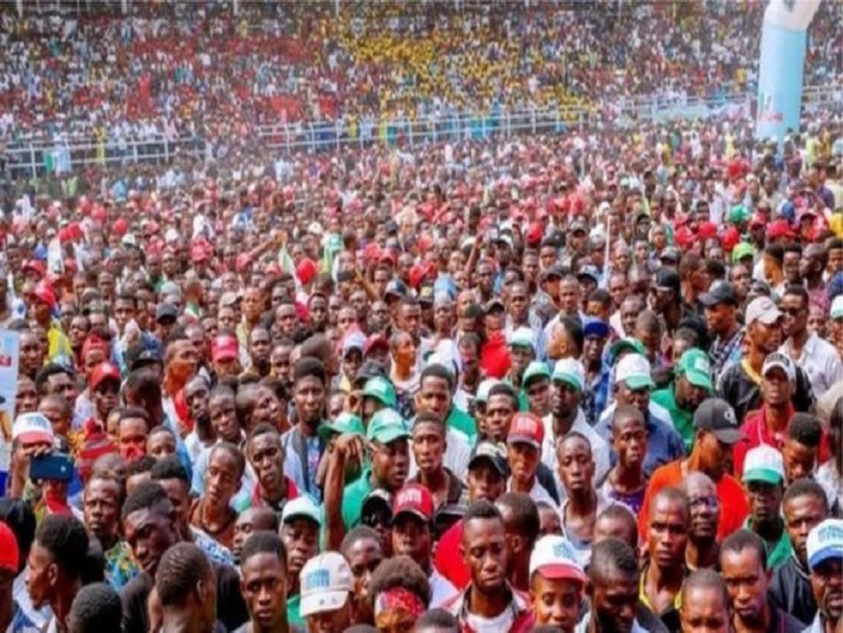 Quinze morts dans une bousculade au Nigeria Quinze morts dans une bousculade au Nigeria