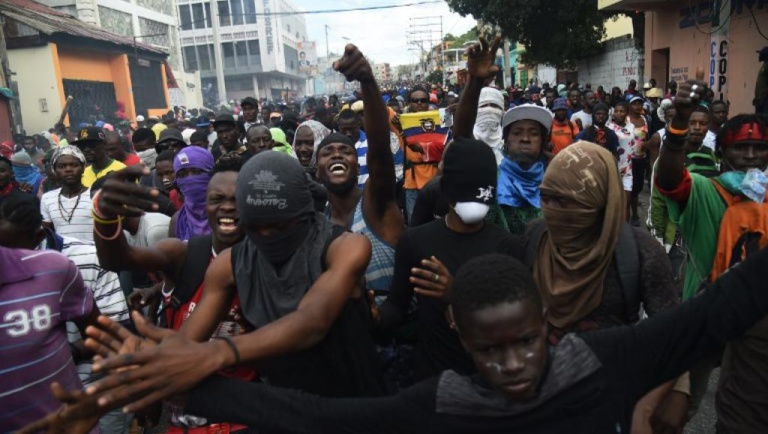 Haïti: face à la contestation, le président Moïse s'exprime enfin Par Amélie Baron Haïti: face à la contestation, le président Moïse s'exprime enfin Par Amélie Baron