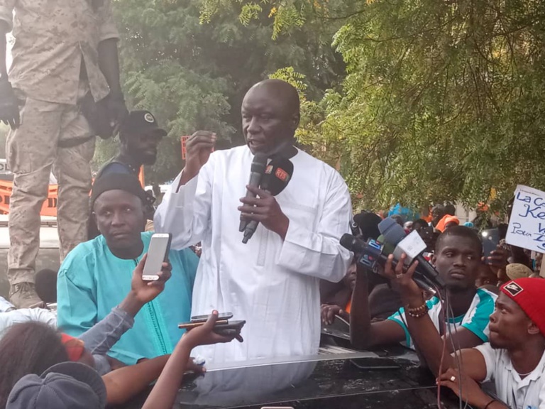 Idrissa à Fatick : "Je vais doter l'hôpital d'équipements et de personnels adéquats" Idrissa à Fatick : "Je vais doter l'hôpital d'équipements et de personnels adéquats"