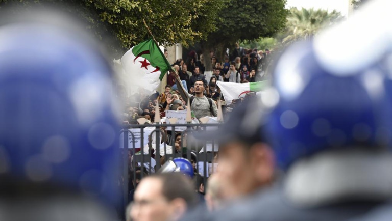 Algérie: les étudiants ont manifesté contre un 5e mandat de Bouteflika