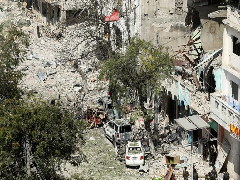 Somalie: attaque meurtrière des shebabs à Mogadiscio Somalie: attaque meurtrière des shebabs à Mogadiscio
