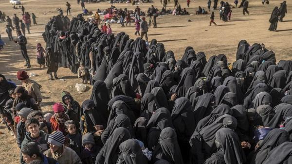 Syrie: à la rencontre de femmes de jihadistes qui ont survécu aux affrontements