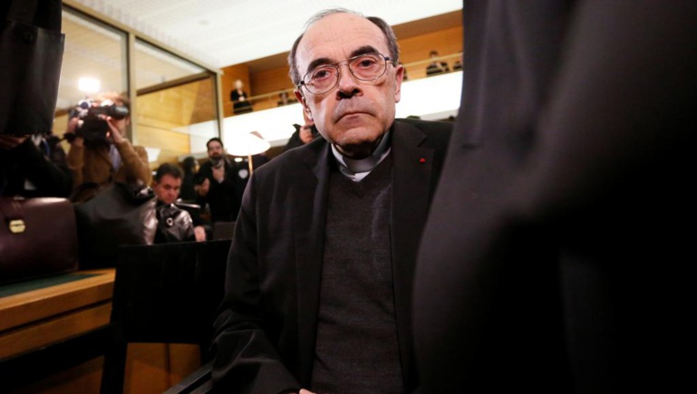 Pédophilie dans l’Eglise: jugement attendu au procès Barbarin Pédophilie dans l’Eglise: jugement attendu au procès Barbarin