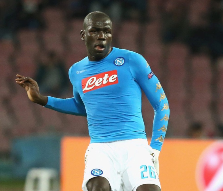 Mercato: Convoité par le PSG et la Juventus, Manchester United prépare une offre de 110M€ pour Koulibaly Mercato: Convoité par le PSG et la Juventus, Manchester United prépare une offre de 110M€ pour Koulibaly