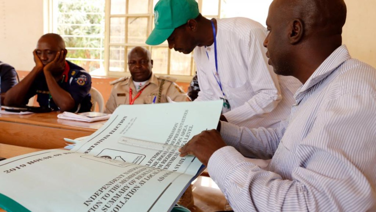 Nigeria: les résultats des élections régionales marqués par les enjeux locaux Nigeria: les résultats des élections régionales marqués par les enjeux locaux